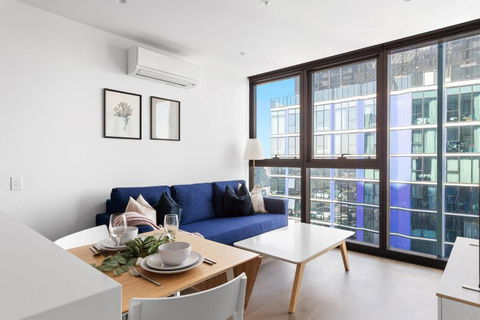 A Cozy & Comfy 2BR Apt Up In The Clouds Near CBD - Tourism Canberra 3