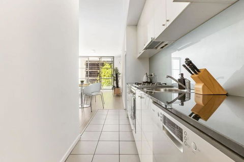 A Cozy & Modern Studio Right Next To Darling Harbour - Tourism Canberra 2