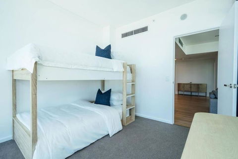 A Cut Above The West 3BR Staycation Pool Gym - Tourism Canberra 2