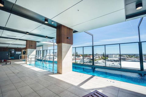 A Cut Above The West 3BR Staycation Pool Gym - Tourism Canberra 4