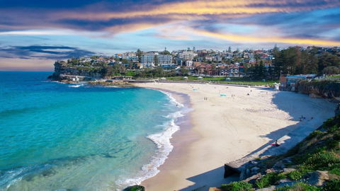 A Modern Two Bedroom Apartment! Quiet, Secure And 1 Minute Walk To Bondi Beach! - Tourism Canberra 0