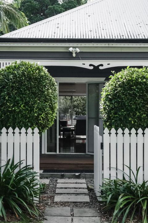 A Perfect Stay Aaloka Bay - Tourism Canberra 1