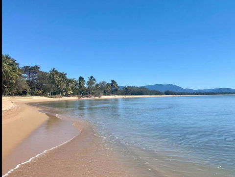 Absolute Beach Front - Tourism Canberra 0