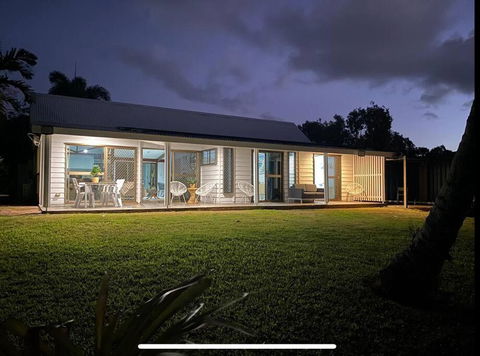 Absolute Beach Front - Tourism Canberra 1
