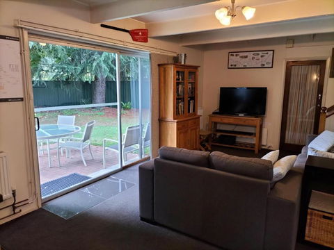 Ageri Holiday House - Tourism Canberra 1