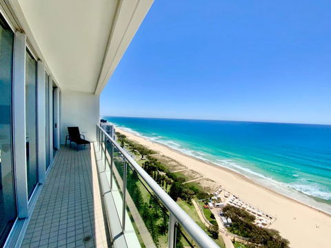 Air On Broadbeach Beachfront 2Level Stunning Apartment With 180 Degree Views - Tourism Canberra 3
