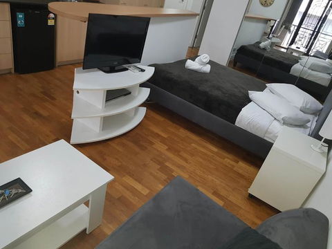 Accommodation Sydney Potts Point Pet Friendly Studio Apartment With Balcony - Tourism Canberra 3