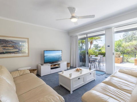Albacore 1 12 Ondine St Nelson Bay - Tourism Canberra 1