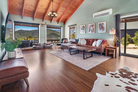 Alpine Twin Heights - Tourism Canberra 0