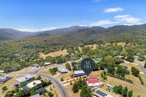 Alpine Twin Heights - Tourism Canberra 3