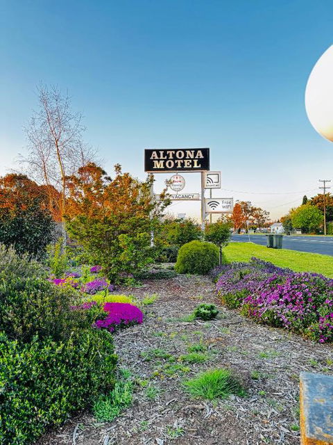 Altona Motel - Tourism Canberra 0