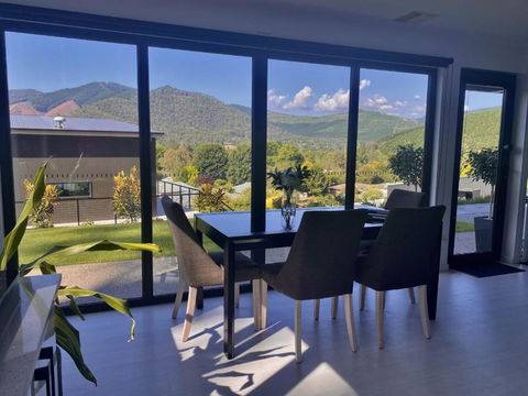 Altura Apartment Bright - Tourism Canberra 0