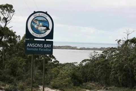 Amazing Ansons Bay Remote Paradise For The Family In The Bay Of Fires Area - Tourism Canberra 1
