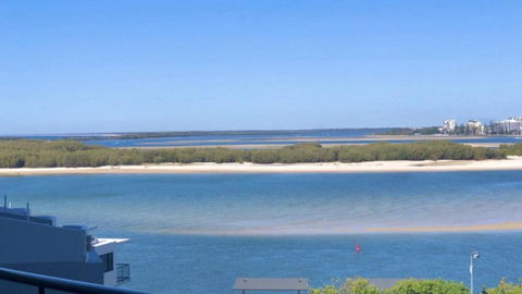 Amazing Views, Walk Everywhere! - Tourism Canberra 3