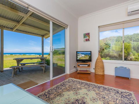 Amhurst Cottage - Tourism Canberra 0