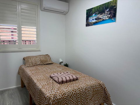 An Enchating And Enriching Home - Tourism Canberra 2