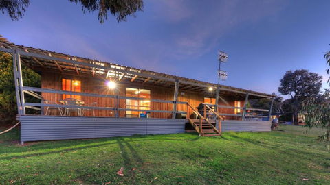 Anglers Reach Lakeside Village - Tourism Canberra 3