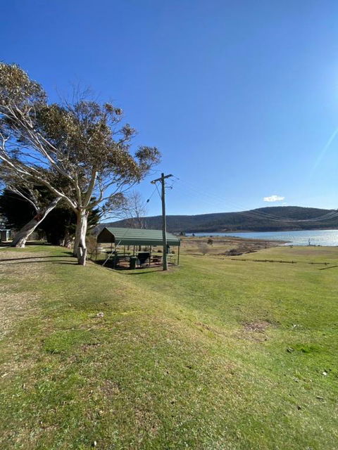 Anglers Reach Lakeside Village - Tourism Canberra 4