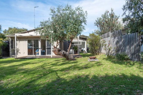 Anglesea Beach House, Just 250m To The Beach! - Tourism Canberra 0