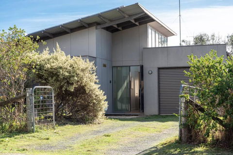 Anglesea Beach House, Just 250m To The Beach! - Tourism Canberra 1
