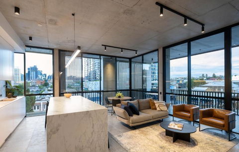 Alfred & Turner Apartments, Luxury 2 Bedroom Condos In The Heart Of The Valley - Tourism Canberra 0