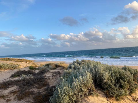 API Preston Beach Front Apartments - Tourism Canberra 0