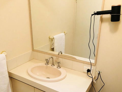 API Preston Beach Front Apartments - Tourism Canberra 4