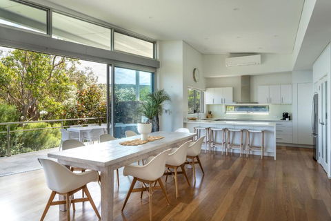 Apricus I Private Properties - Tourism Canberra 4