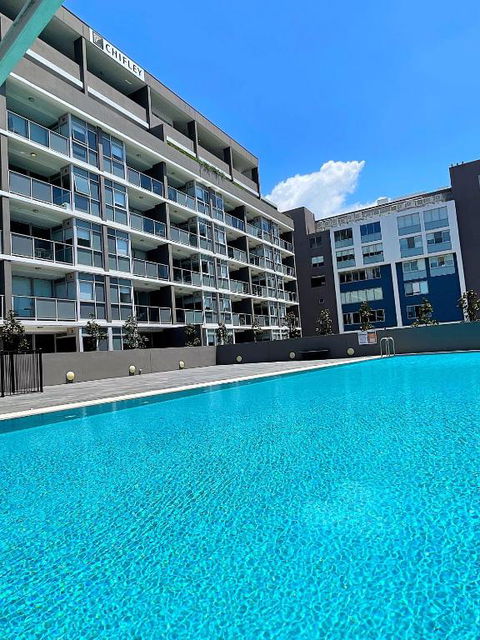 AQUA 306 POOLSIDE Luxury Apartment , Honeysuckle, NEWCASTLE FREE Parking - Tourism Canberra 0