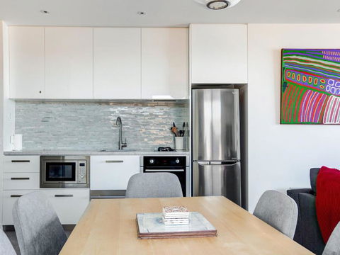 Aqua Mist Penthouse - Tourism Canberra 1