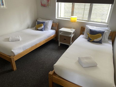 Aqua Promenade Beachfront Holiday Apartments - Tourism Canberra 3