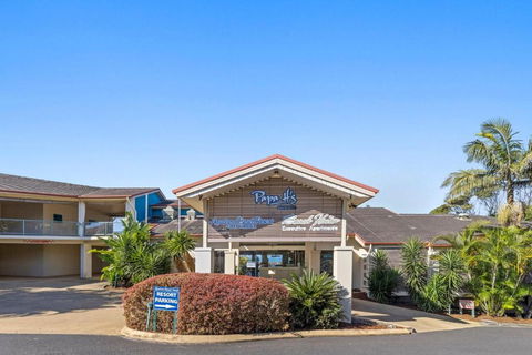Aqualuna Beach Resort - Tourism Canberra 1