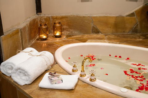 Aquila Nova Resort - Tourism Canberra 4
