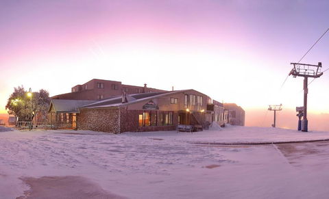 Arlberg Hotel Mt. Buller - Tourism Canberra 0
