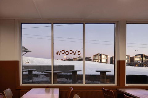 Arlberg Hotel Mt. Buller - Tourism Canberra 3