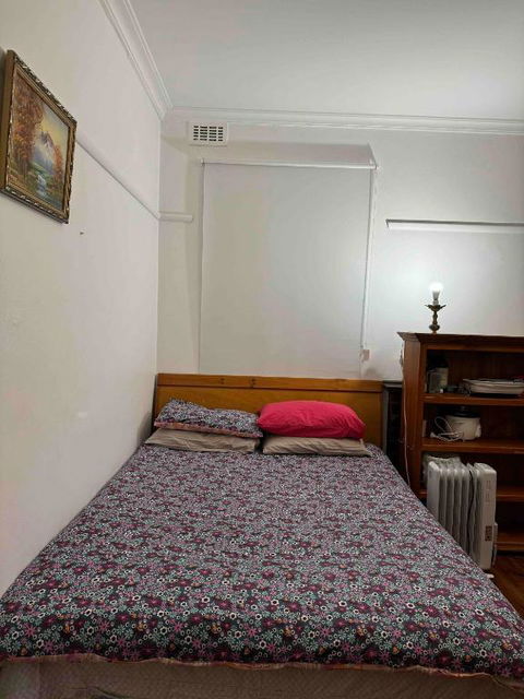 Ashburton Big Room With Shared Bathroom 1 - Tourism Canberra 0