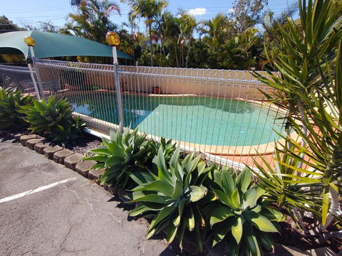 Aspley Sunset Motel - Tourism Canberra 1