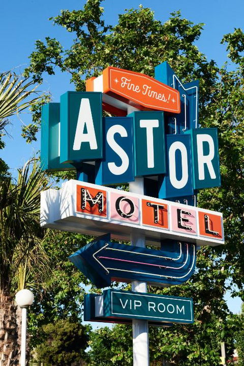 Astor Hotel Motel - Tourism Canberra 0