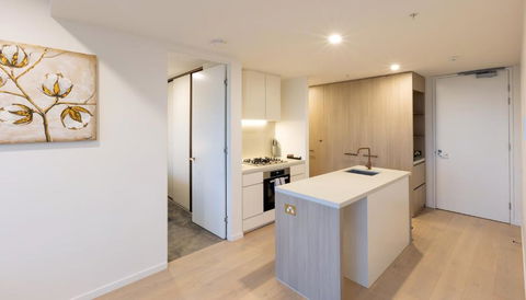 Astra Apartments Glen Waverley - Tourism Canberra 3