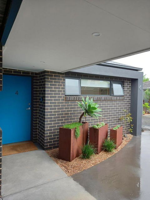 At Home Apartments - Tourism Canberra 1