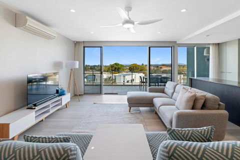 Azzura Greens Resort - Tourism Canberra 2