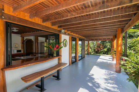 Daintree Manor B&B - Tourism Canberra 5