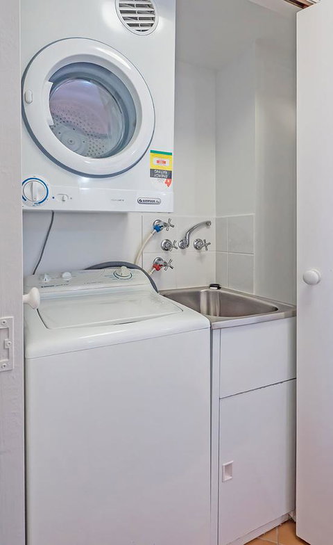 Burleigh On The Beach - Tourism Canberra 20