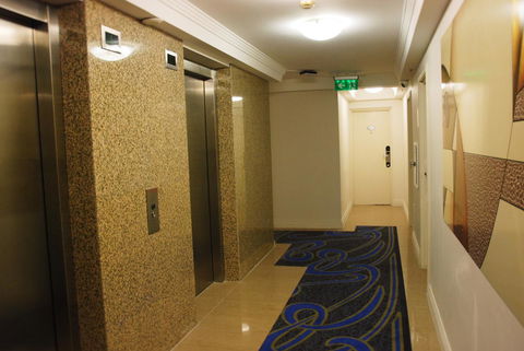 Astor Metropole Hotel - Tourism Canberra 11