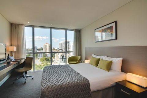 The Point Brisbane Hotel - Tourism Canberra 14
