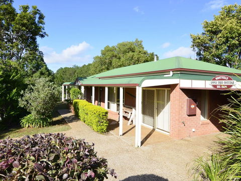 Apple Tree Cottage Montville - Tourism Canberra 3
