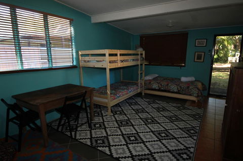 Signal Cottage - Tourism Canberra 9