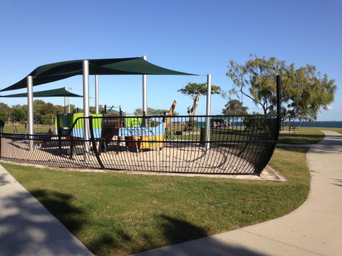 Keith\'s Place, 1 Of The 3 Most Popular Units On Bribie - Tourism Canberra 42