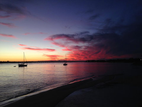 Keith\'s Place, 1 Of The 3 Most Popular Units On Bribie - Tourism Canberra 30