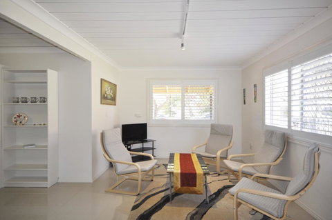 Ocean Wave - Tourism Canberra 10